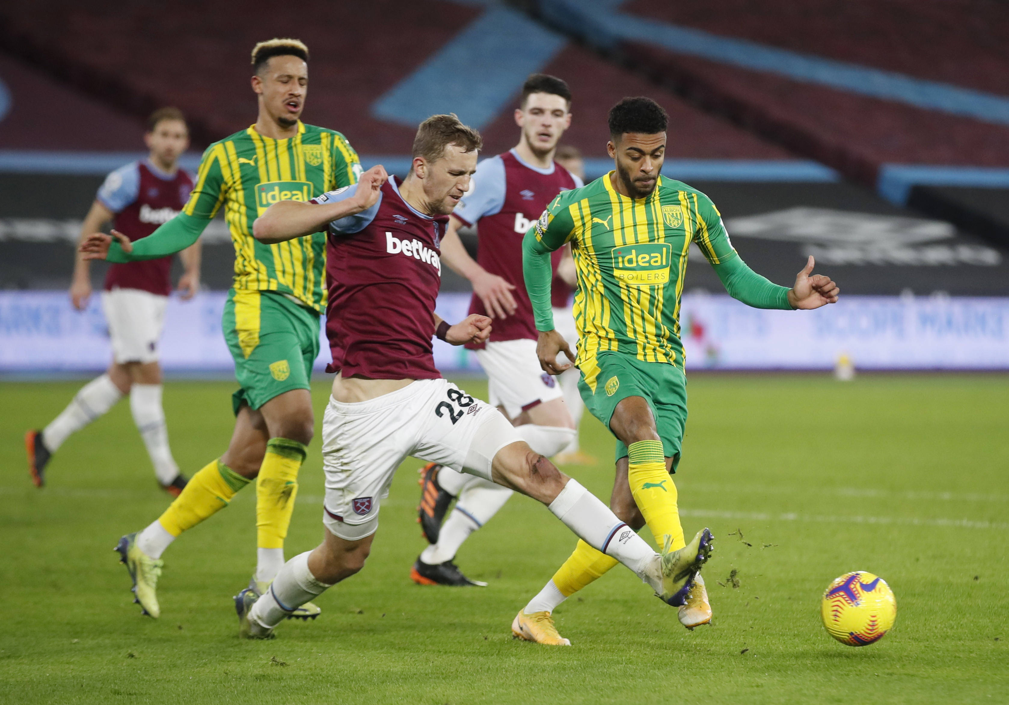 跻身亚洲顶 跻身亚洲顶