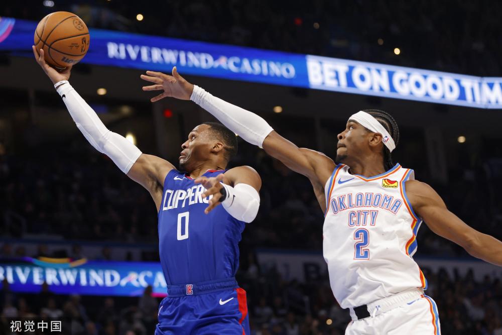 相比之下 相比之下